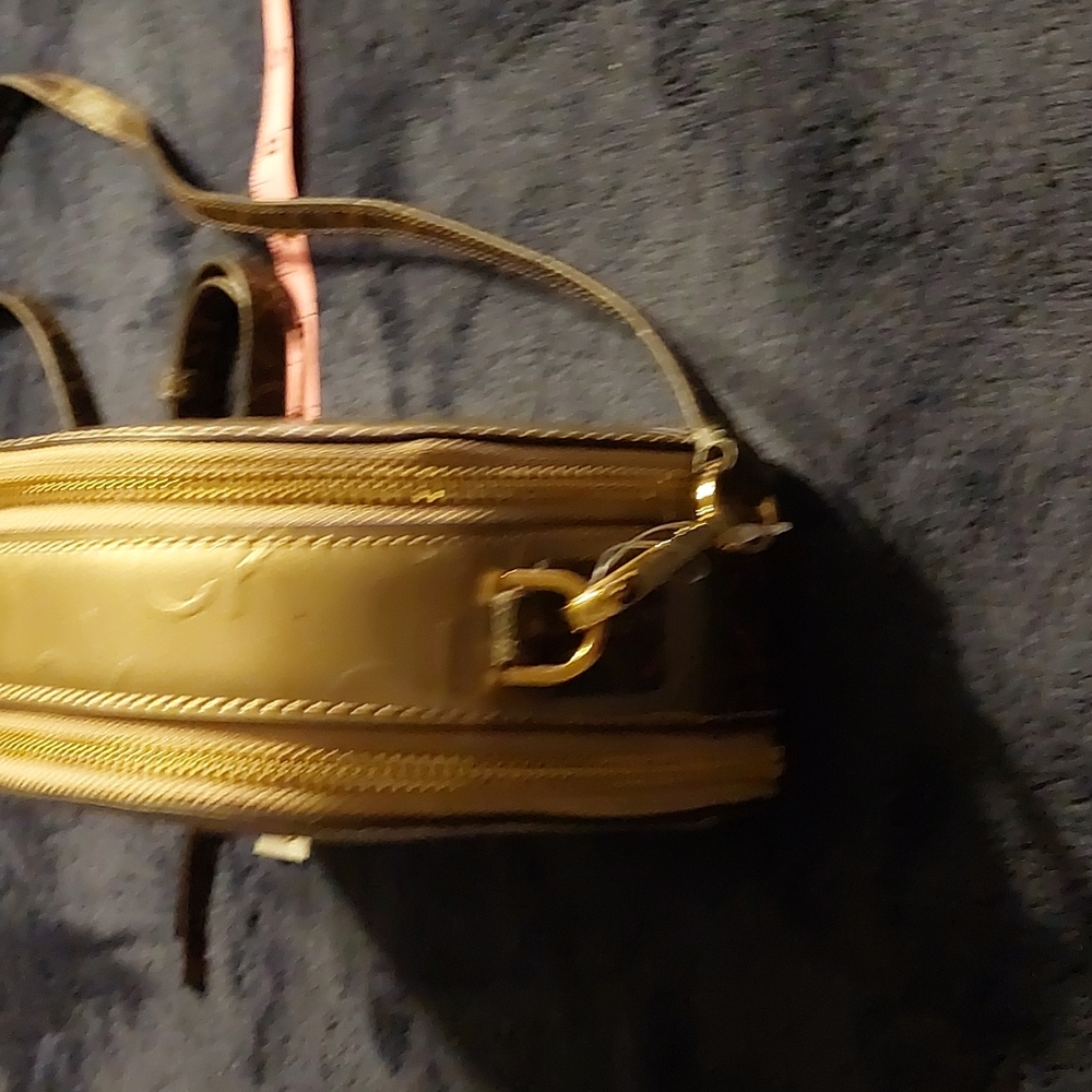 Calvin Klein Ladies Handbag - Picture 6 of 7